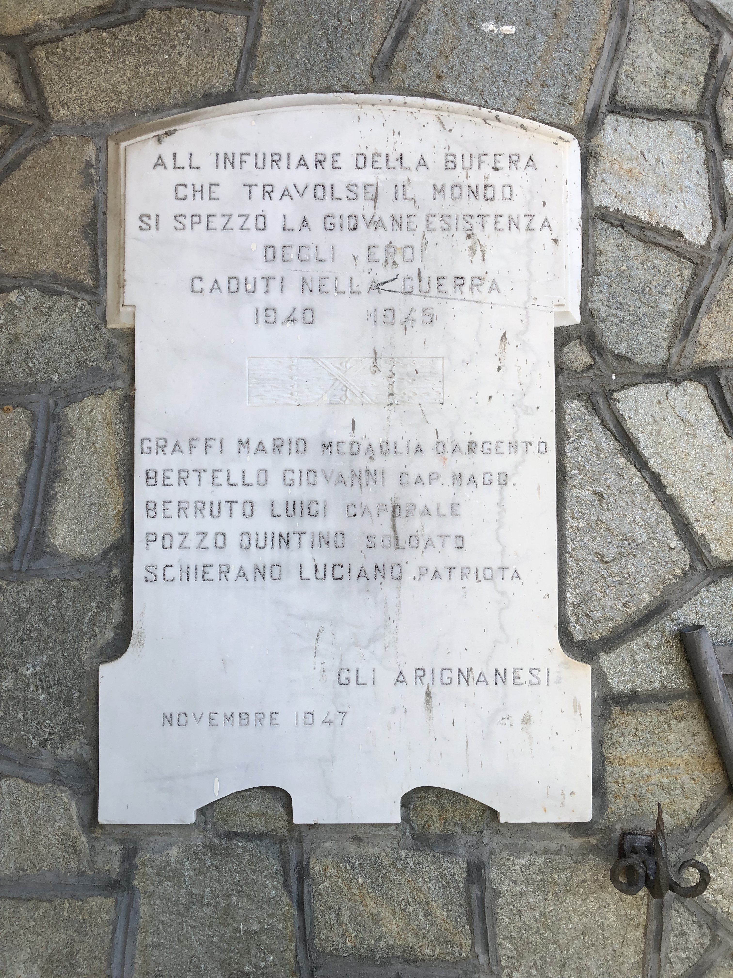 lapide-arignano-2-gmE4419D19-C527-0D03-7F4D-F647AFE73E04.jpg